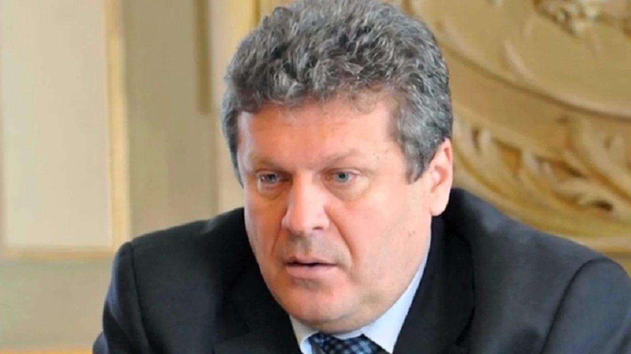Fost deputat condamnat la închisoare, predat de autoritățile italiene – Ajunge în țară sub escortă de la Roma! Dezvăluiri șocante despre trecutul său întunecat și acuzațiile grave care l-au adus în fața justiției