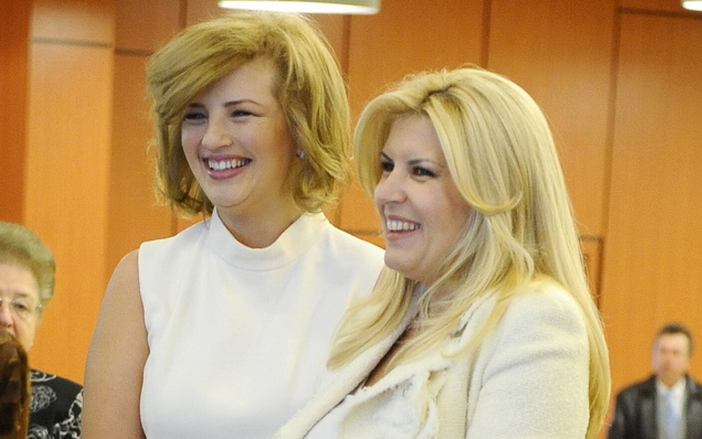 O zi plină de tensiuni pentru Elena Udrea și Ioana Băsescu: Un proces de important la ICCJ