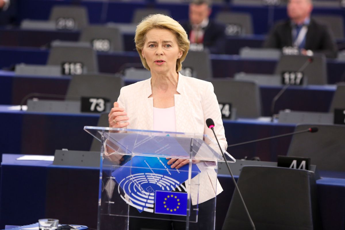 Ursula von der Leyen propune o strategie europeană de apărare în premieră