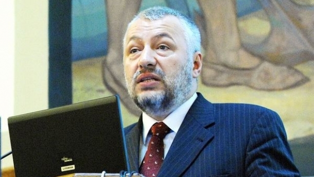 Iulian Fota, dat afară de la MAE, acesta face declarații