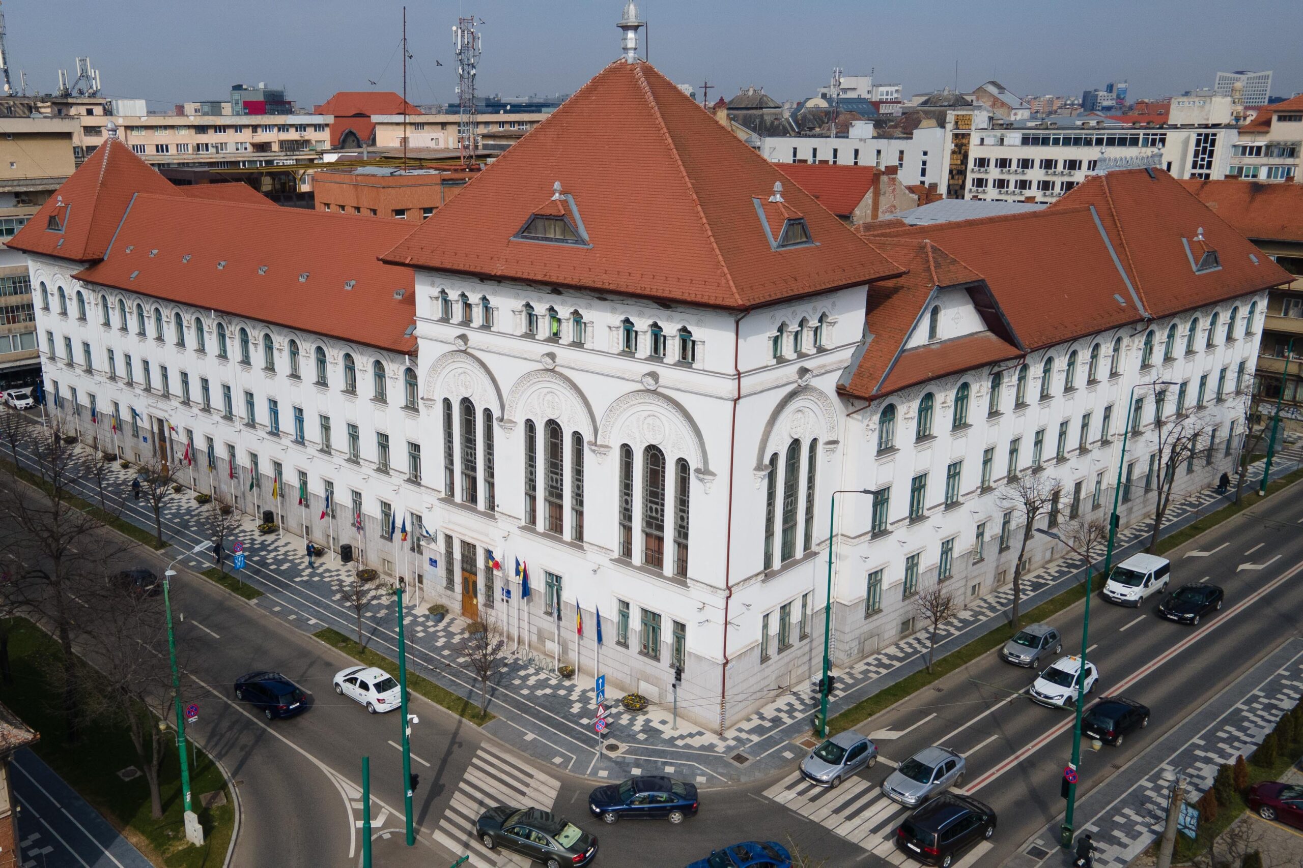 Scandal financiar la Primăria Timișoara – Favoritism și erori de contabilitate dezvăluite de Camera de Conturi