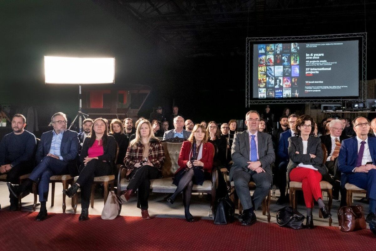 Programul Cash Rebate – O oportunitate economică într-o criză de încredere