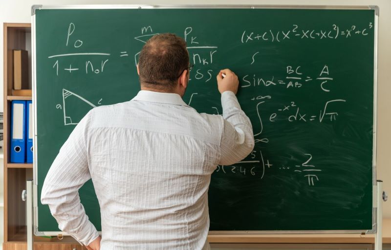 Peste 1.500 de posturi libere în învățământ, scoase la concurs