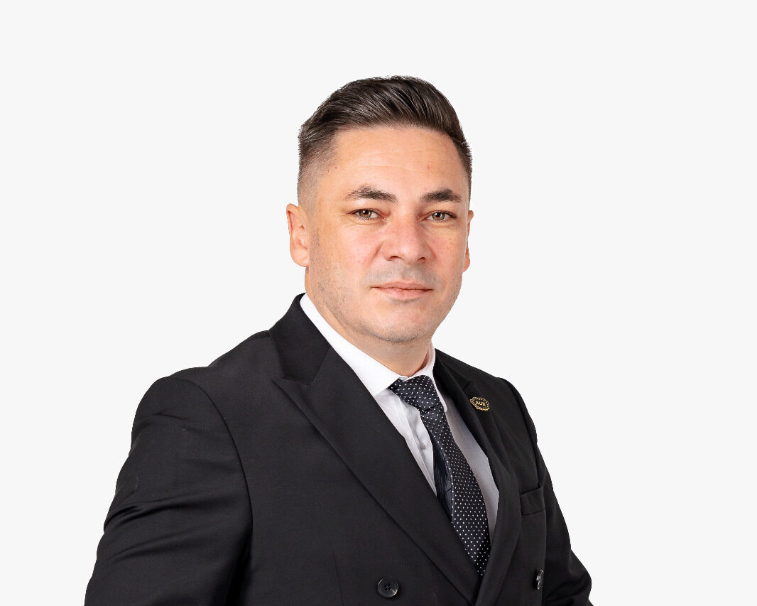 Adrian Hojda gata de treabă pentru dumneavoastră! – PP