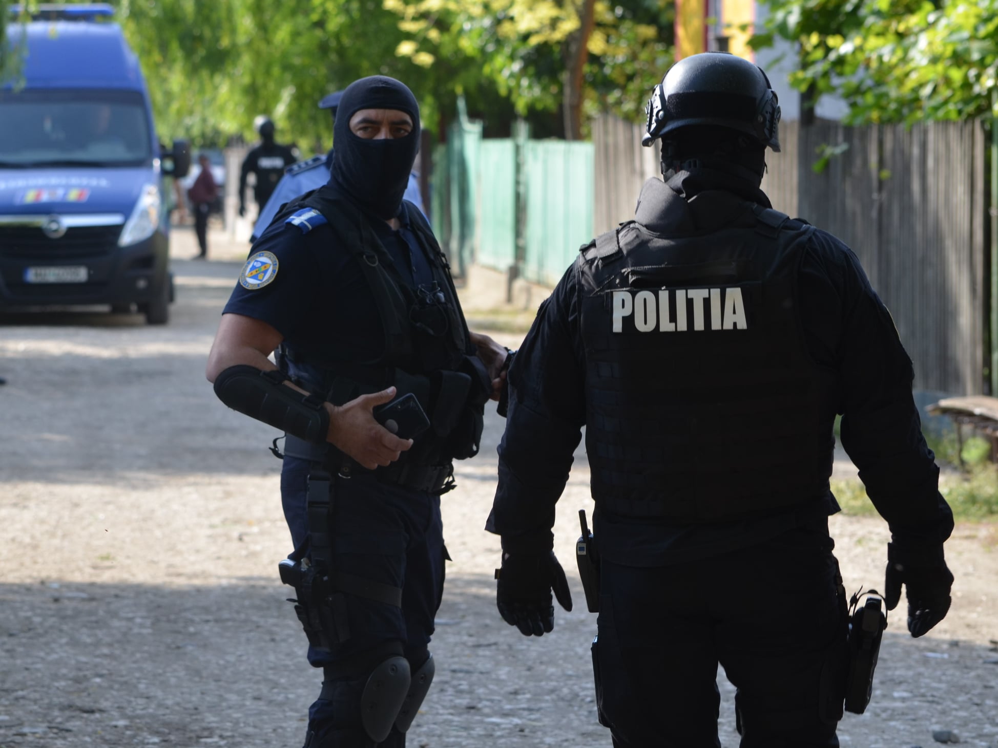 Bubuie un dosar cu ramificații uriașe – Percheziții de amploare ale polițiștilor