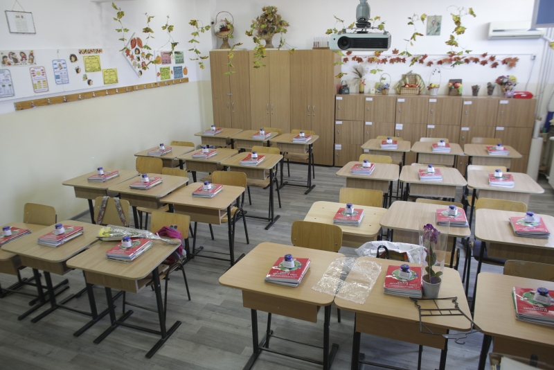 Școlarizarea unui copil în România costă peste 30.000 lei