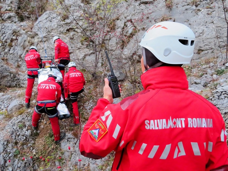 Misiune încheiată – 76 de oameni, inclusiv doi polonezi, coborâți de pe traseul Vârfului Moldoveanu