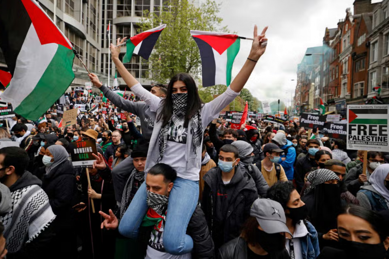 Joe Biden ajunge la Chicago, în mijlocul unui val de proteste pro-palestiniene / Ce se va întâmpla în prima zi a Convenţiei Naţionale Democrate