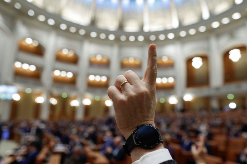 A apărut un nou partid parlamentar: 8 deputați plecați din USR, AUR și PNL (facsimil)