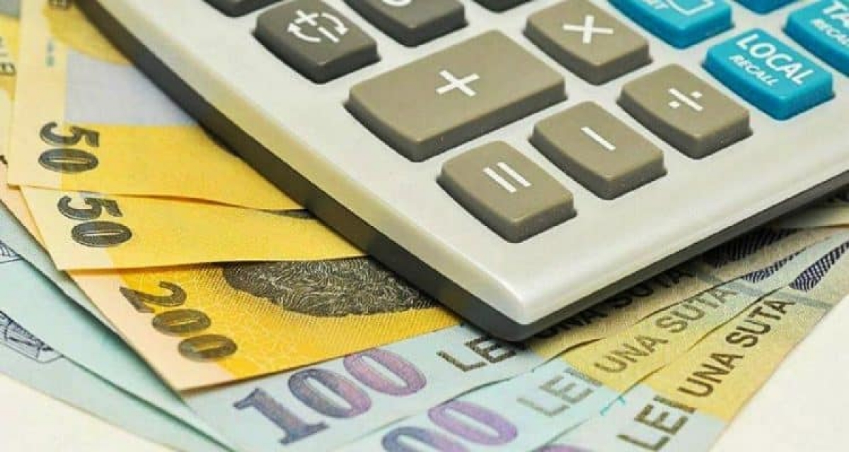 Se apropie termenul limită! ANAF amintește că trebuie plătit noul impozitul pe case și mașini scumpe
