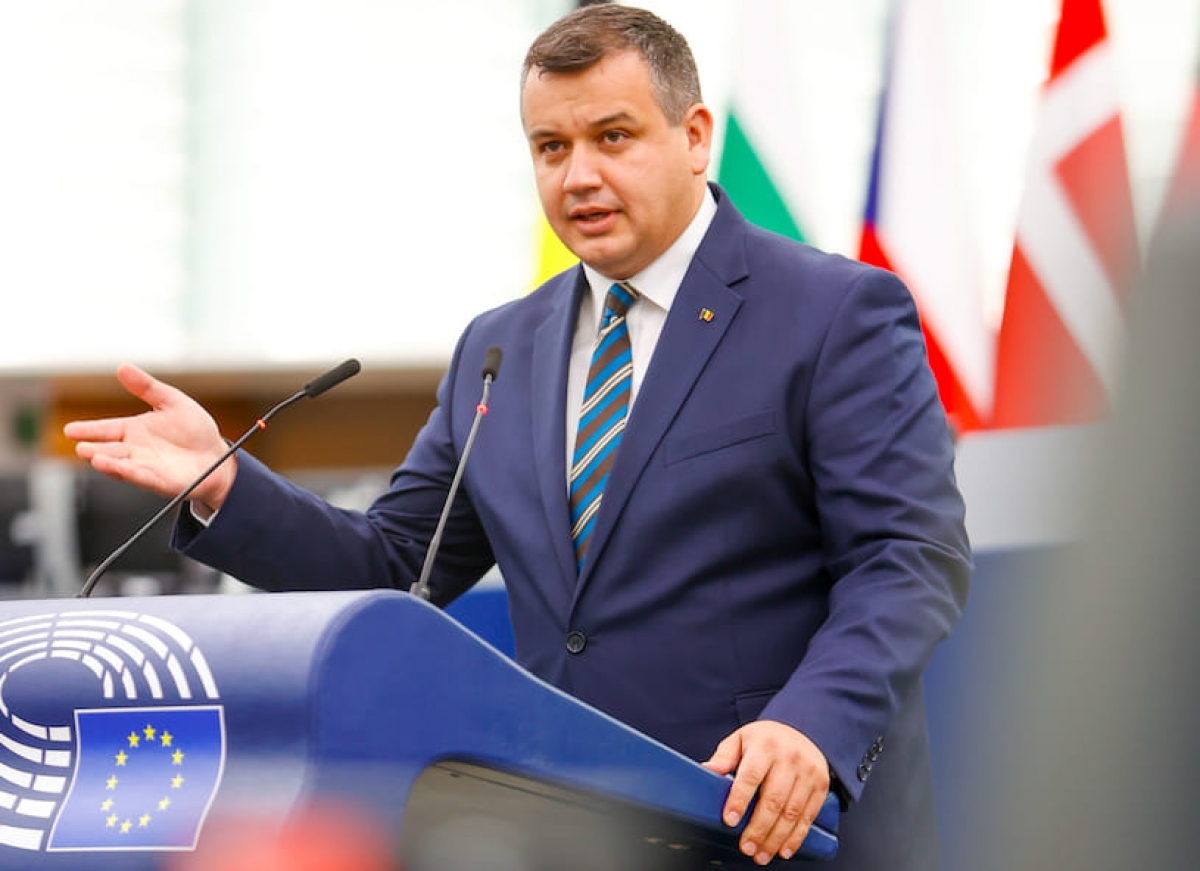 Eugen Tomac avansează un scenariu fierbinte: PSD îl va împinge pe George Simion în turul 2