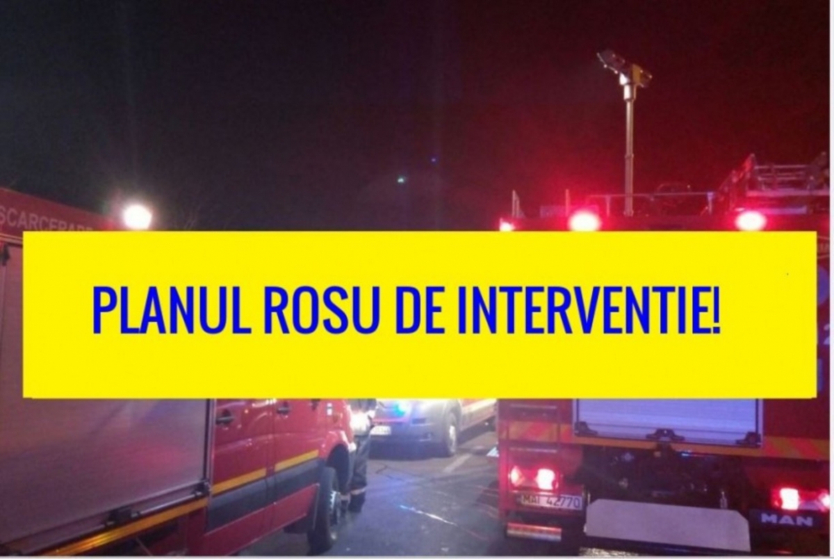 VIDEO Planul Roșu de intervenție activat, după un accident cu două microbuze, în care se aflau 15 persoane