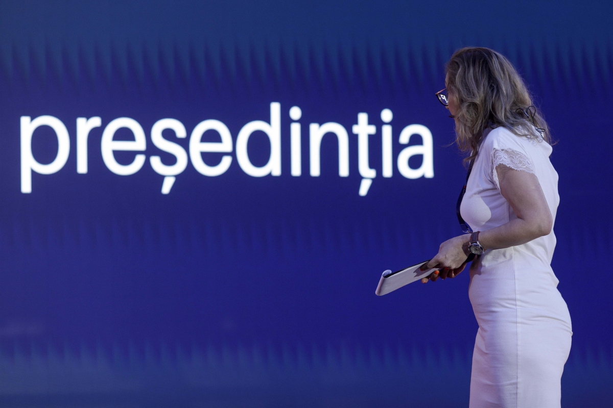 Tensiunile interne cresc în USR. Lupta pentru Parlament și pentru controlul paridului se ascute. Lasconi înfruntă grupările rivale din USR