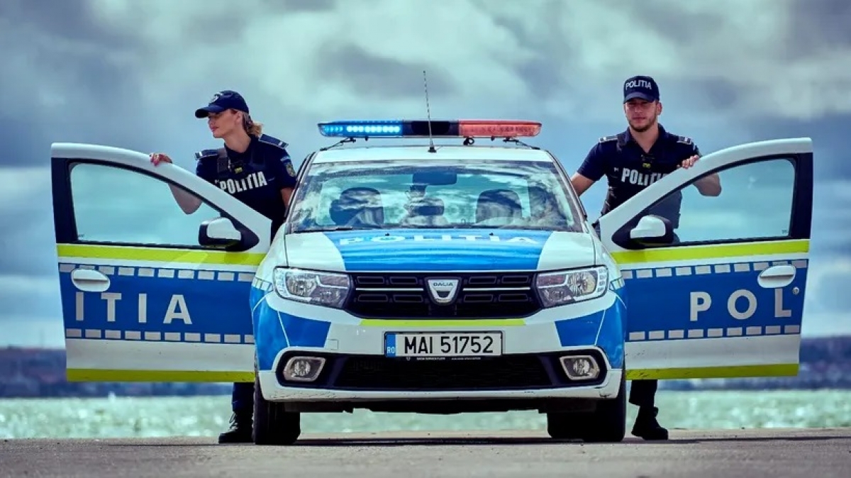 VIDEO Nebunie la Cluj – Drifturi în miezul zilei, în sensul giratoriu/ Ce sancțiune a primit șoferul