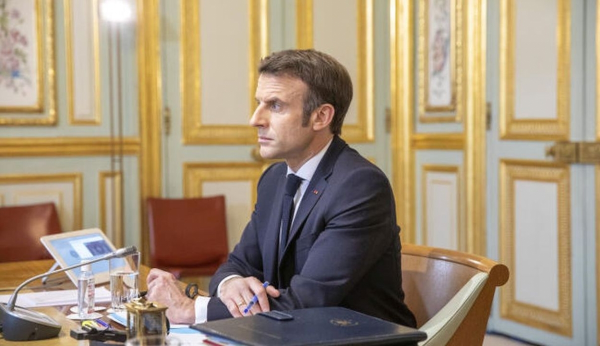 Criza politică de la Paris continuă – Macron nu reușește să formeze un nou guvern