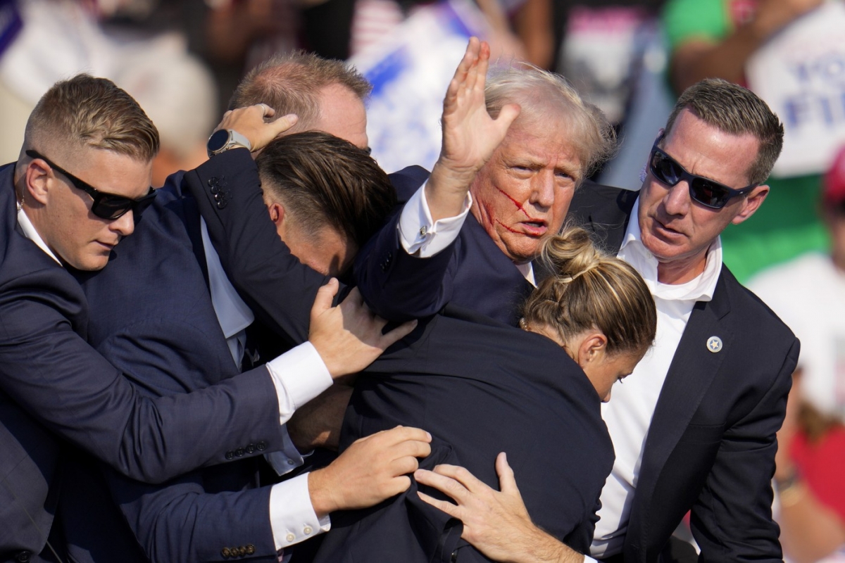 Trump îi acuză în mod direct pe Biden și Harris pentru tentativa de asasinat: Făceau foarte dificil să avem personal adecvat în ceea ce privește Secret Service