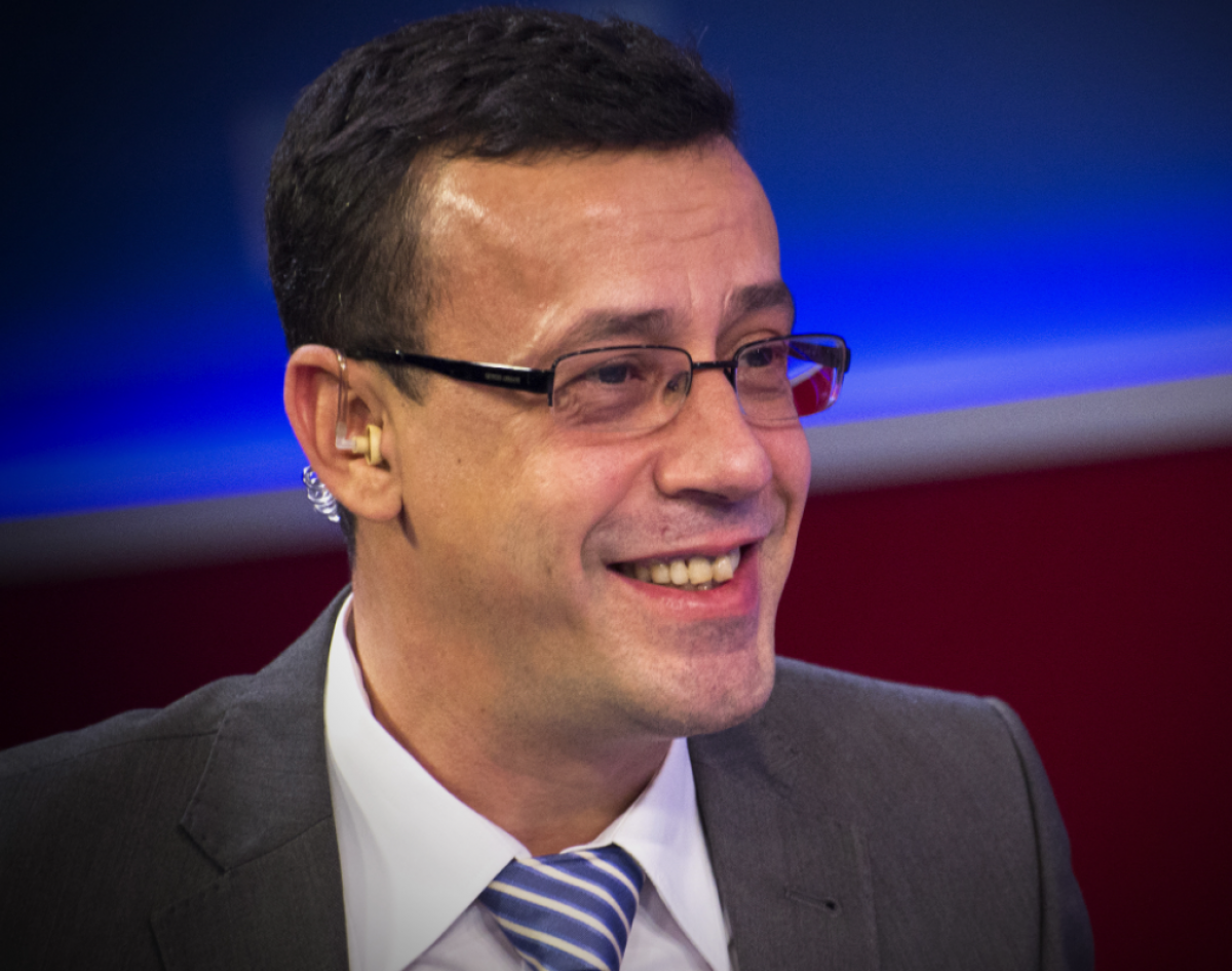 Victor Ciutacu scoate la iveală o nouă eroare a lui Geoană: Decretul care interzice avortul a fost emis când Geoană era doar un copil de opt ani!