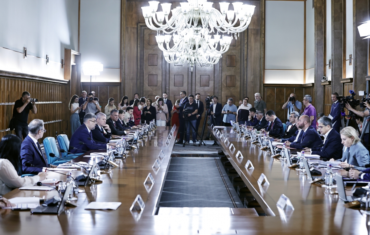 Familiile afectate de inundații vor primi asistență financiară de la Guvern de până la 10.000 de lei