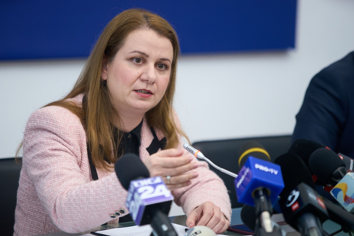 Ligia Deca: Continuăm să finanțăm dezvoltarea de școli verzi. Investiția totală este de peste 225 milioane euro