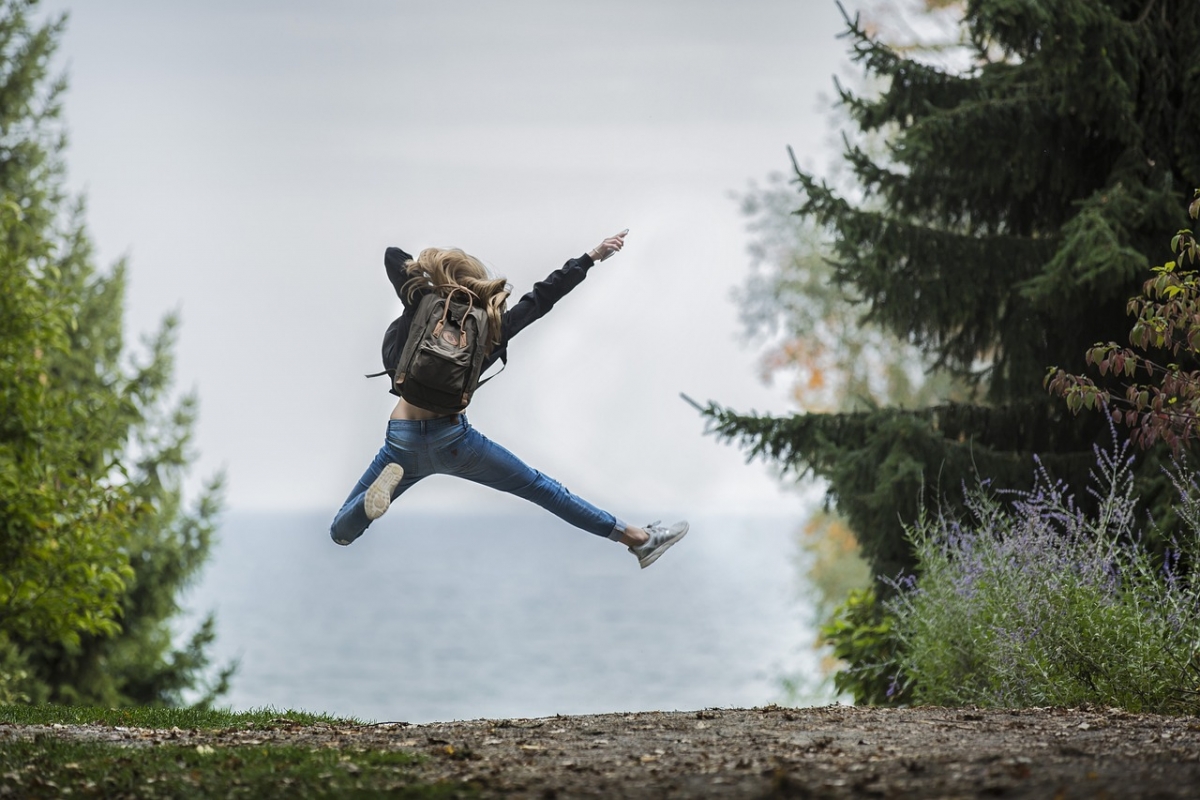 Surpriză uriașă: Adolescenții români, printre cei mai fericiți din Europa, peste spanioli, francezi și britanici / Cine conduce topul