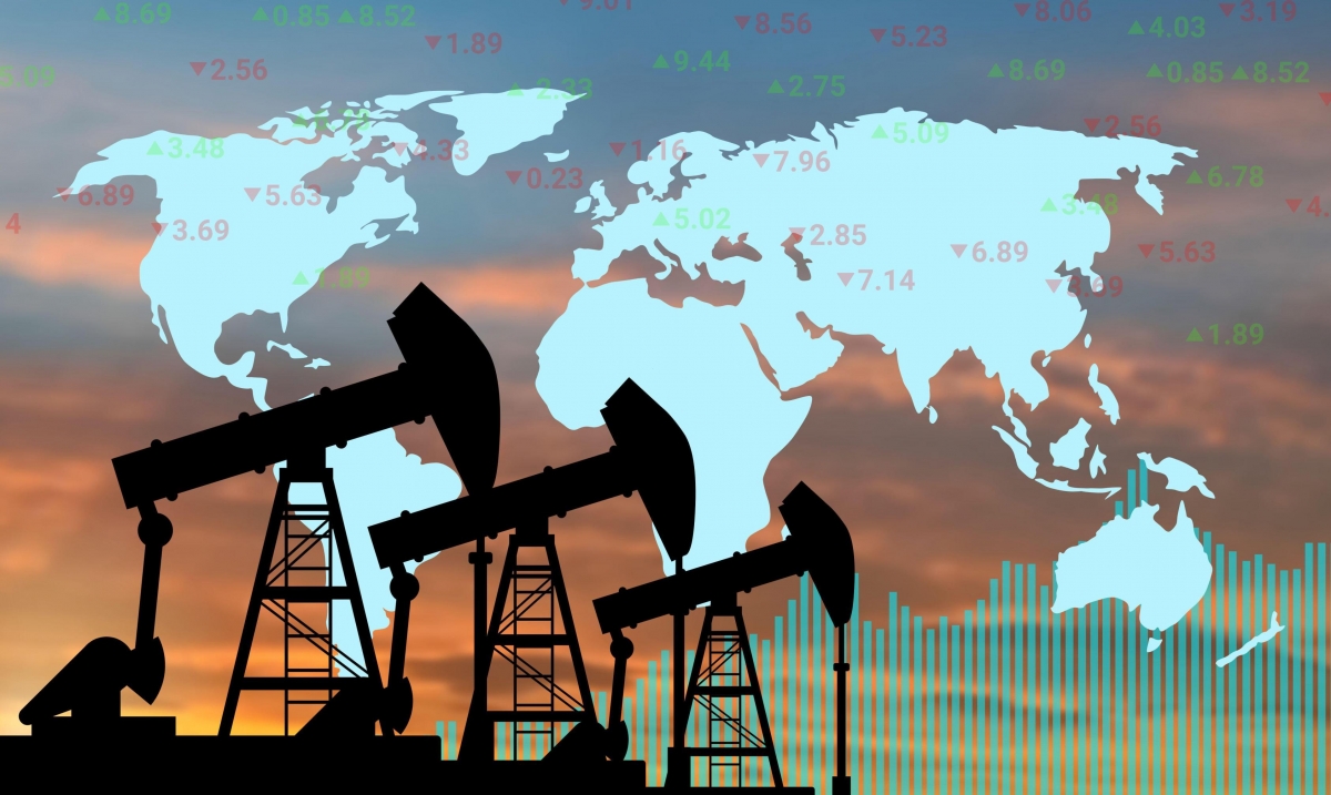 Prețul petrolului își ia avânt, pe fondul tensiunilor din Orientul Mijlociu și al datelor economice din SUA