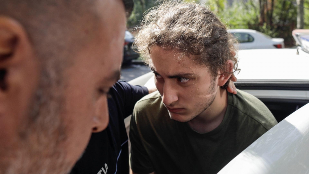 Destituiri, proteste şi numeroase controverse. Procesul e aproape de final