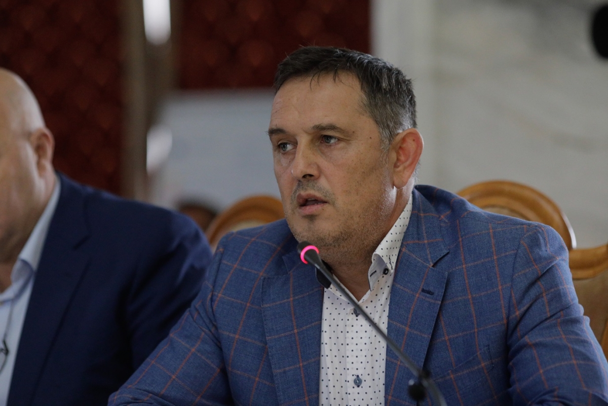 Gheorghe Piperea, europarlamentar AUR: De 34 de ani statul român ia de la săraci ca să le dea bogaților