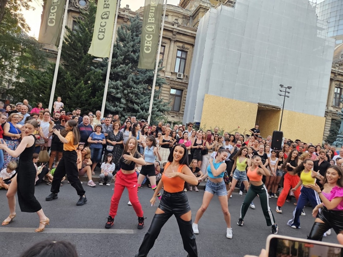 Cel mai mare dans colectiv organizat în Bucureşti va avea loc de Noaptea Dansului, pe Calea Victoriei