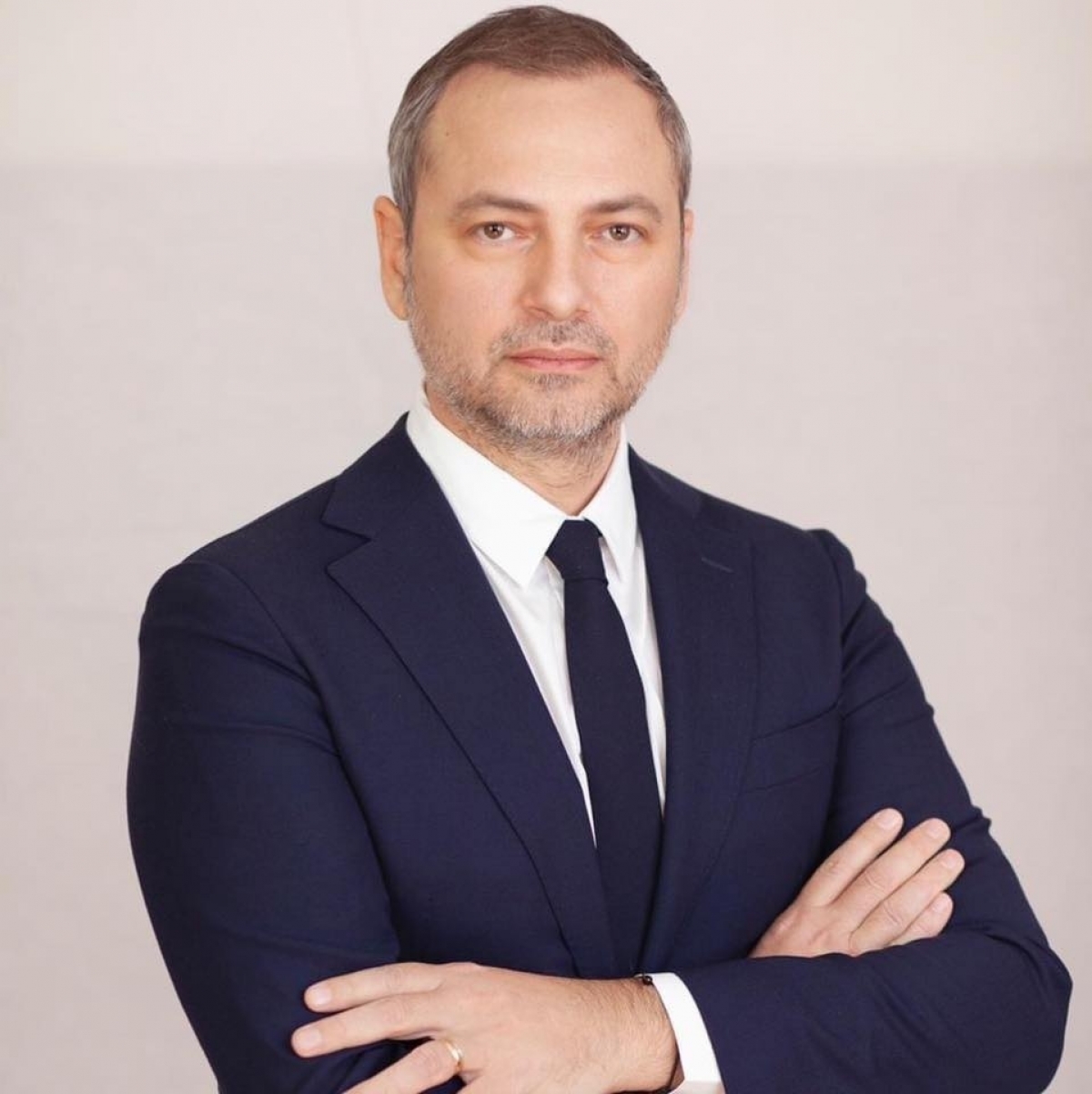 Curg mesajele liberalilor după desemnarea candidatului PSD la prezidențiale. Motreanu: Ciolacu nu are curaj să se delimiteze de Ion Iliescu