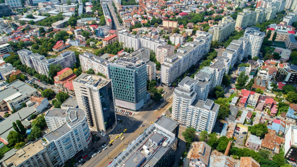 În primele şapte luni s-au eliberat 20.412 autorizaţii de construire pentru clădiri rezidenţiale, în creştere cu 1,1% faţă de anul trecut