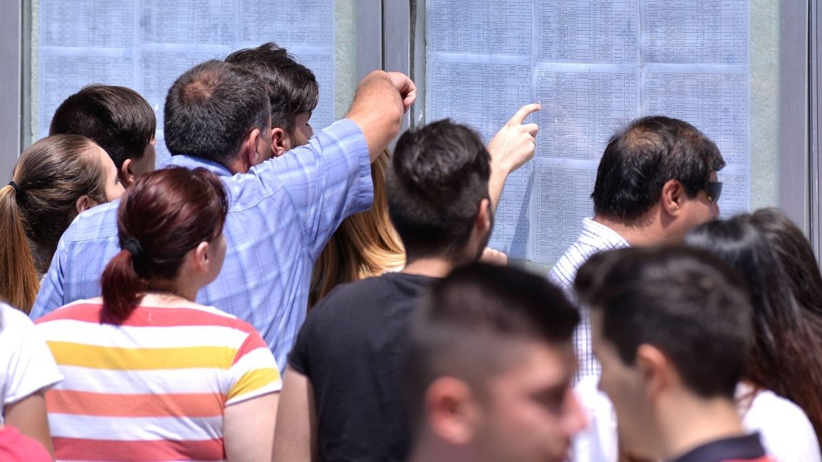 Rezultatele finale ale celei de a doua sesiuni a Bacalaureatului, publicate. Rata de reuşită a crescut cu 3% după contestaţii, la 32,3%, pentru toate promoţiile