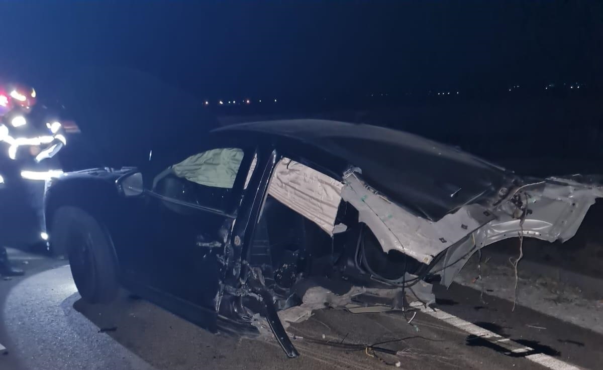 VIDEO Accident grav în Oltenia. O mașină a fost ruptă în două, un bebeluș de 9 luni între victime