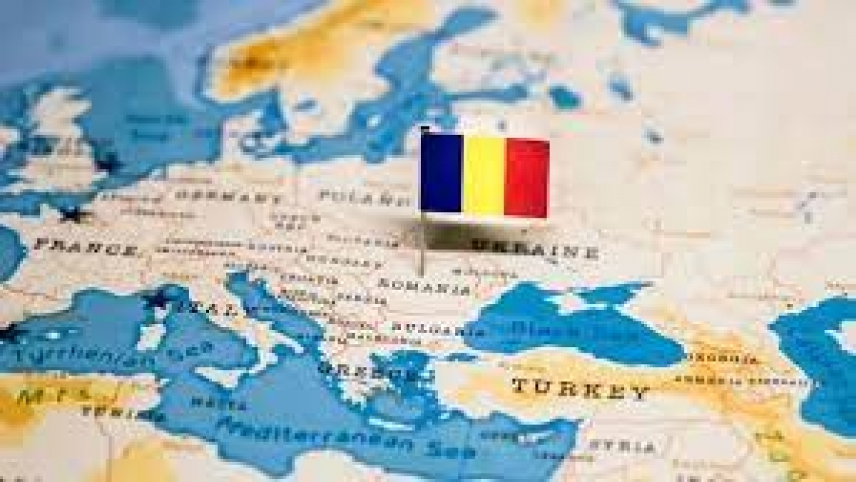 Deși sunt plătiți din bani publici, șefii Agenției Române pentru Investiții și Comerț Exterior își țin salariile la secret. FACIAS dă în judecată instituția