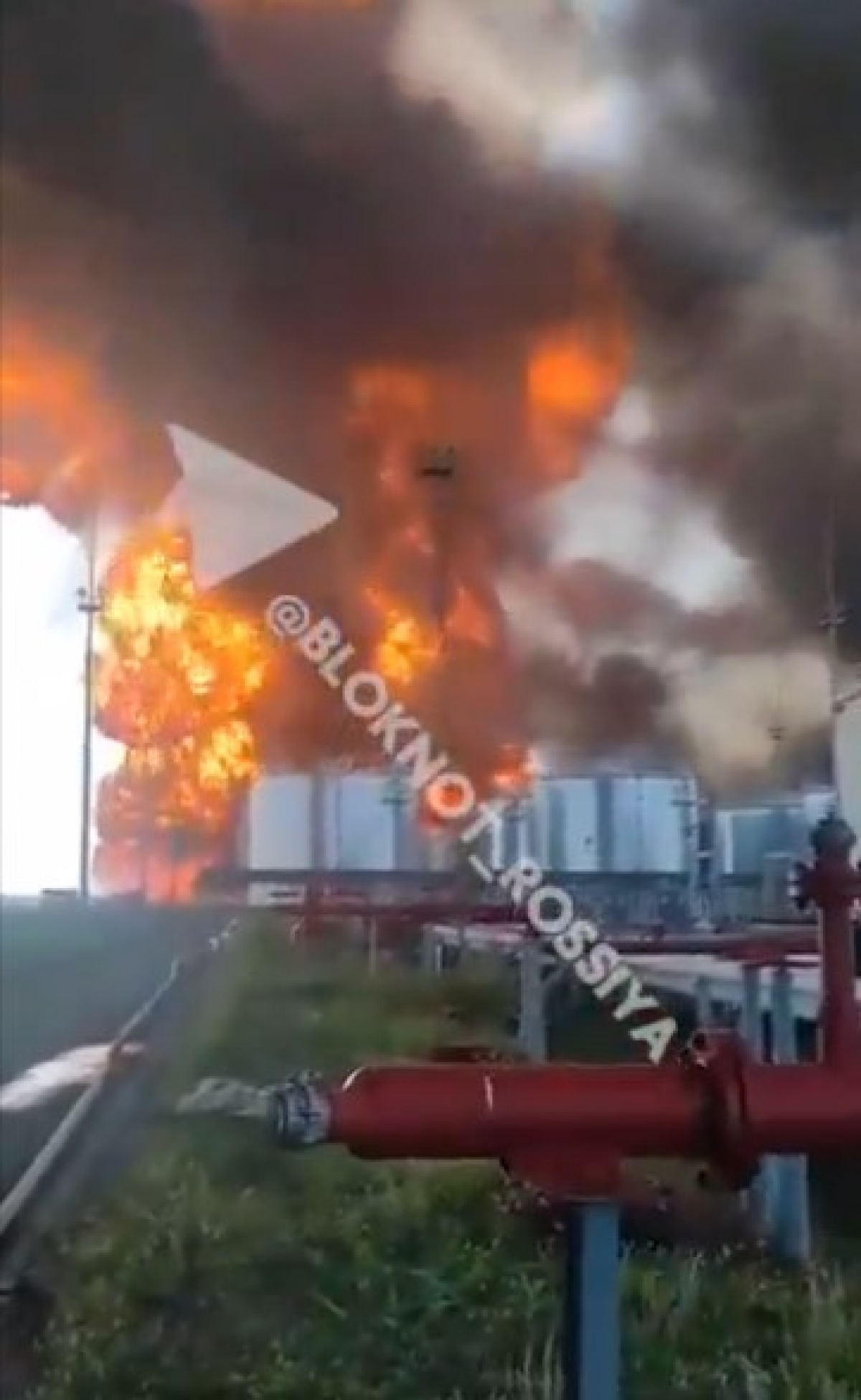 Sistemul energetic strategic al Rusiei e grav afectat: cea mai mare rafinărie își închide aproape jumătate din capacitate (presă)
