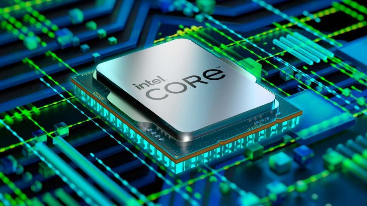Intel, aproape de minimele ultimilor 12 ani. Oportunitate sau risc pentru investitori (analiză)