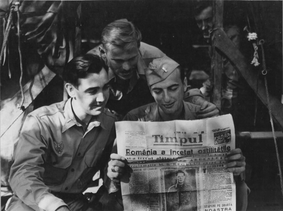 Istoricul britanic Dennis Deletant va susţine la Oradea o conferinţă despre 'lovitura de stat de la 23 august 1944'