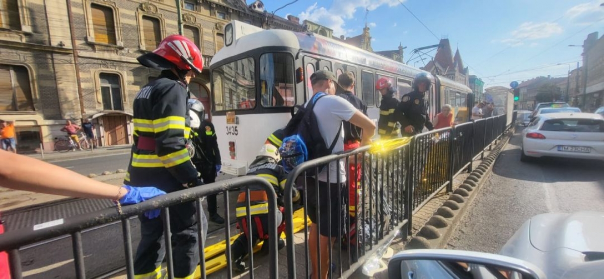 VIDEO Accident teribil în Timișoara: un tramvai a retezat brațul unui femei