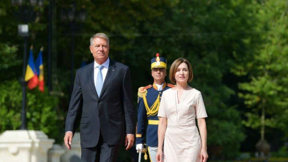 VIDEO Preşedintele Klaus Iohannis, primit la Chişinău de omologul din Republica Moldova, Maia Sandu