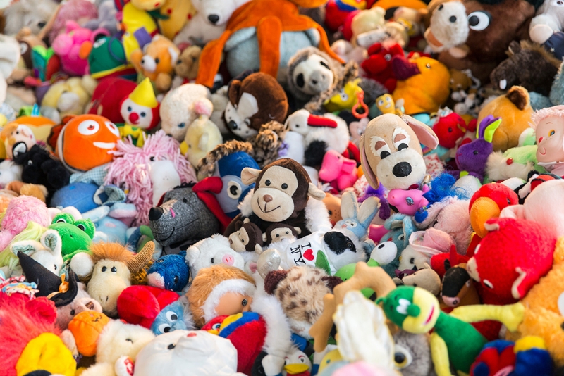 Jucării contrafăcute în valoare de 1,775 milioane de lei, confiscate de vameşii din Constanţa