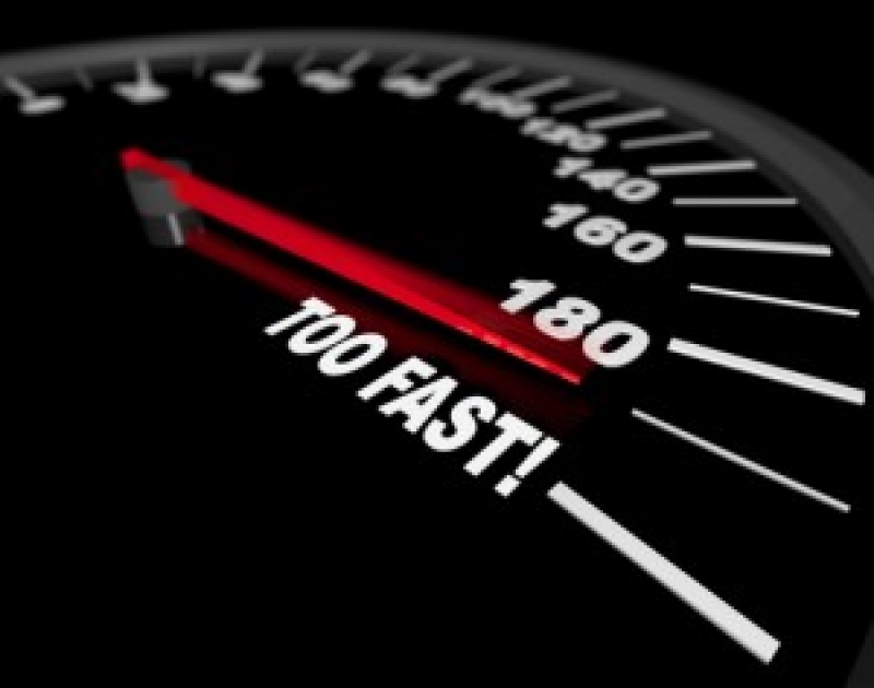 Argeș. Mașină înregistrată de radar circulând cu peste 120 de km/h peste limita din sectorul de drum