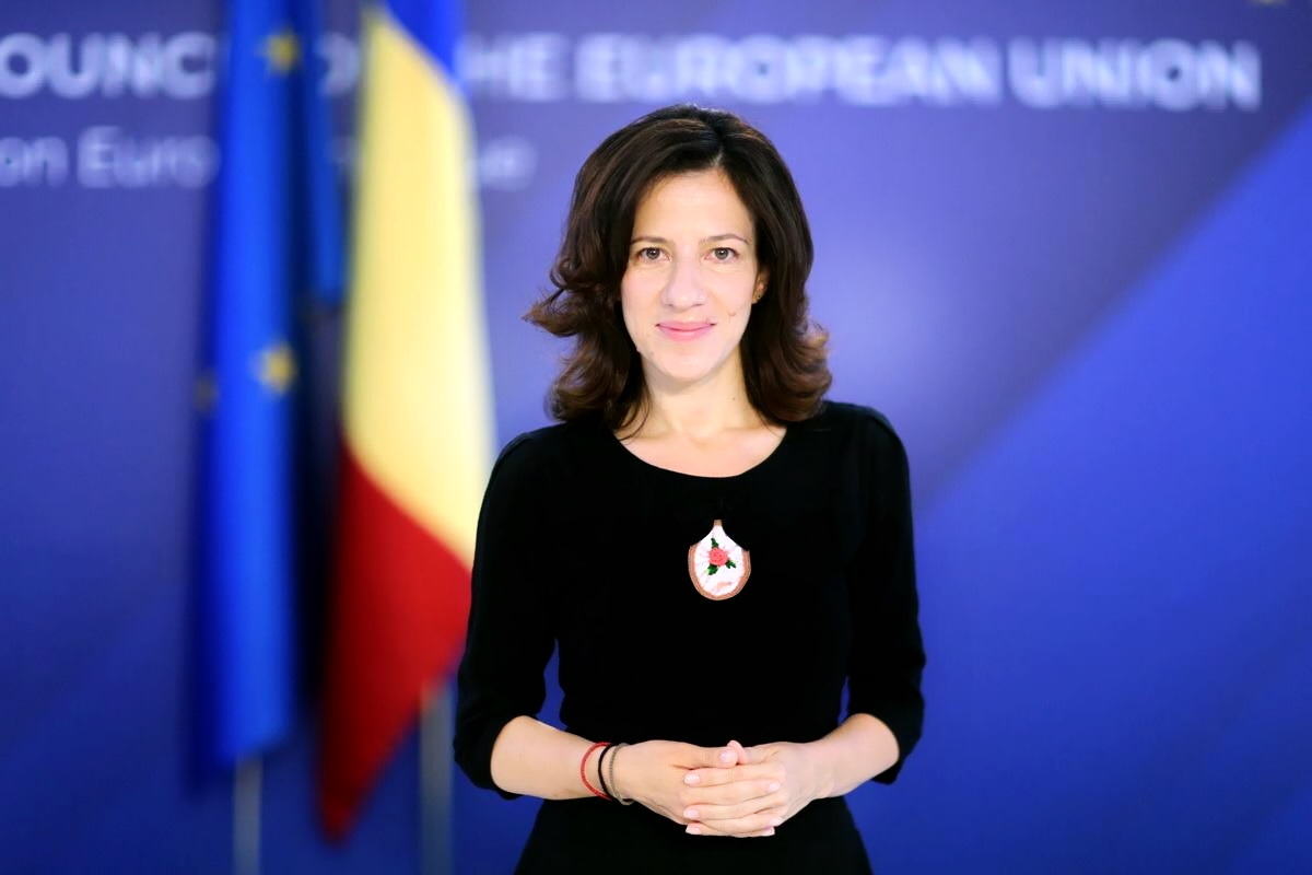 Roxana Mînzatu contracarează criticile liberale cu privire la rolul său: O funcție crucială în cadrul Comisiei Europene