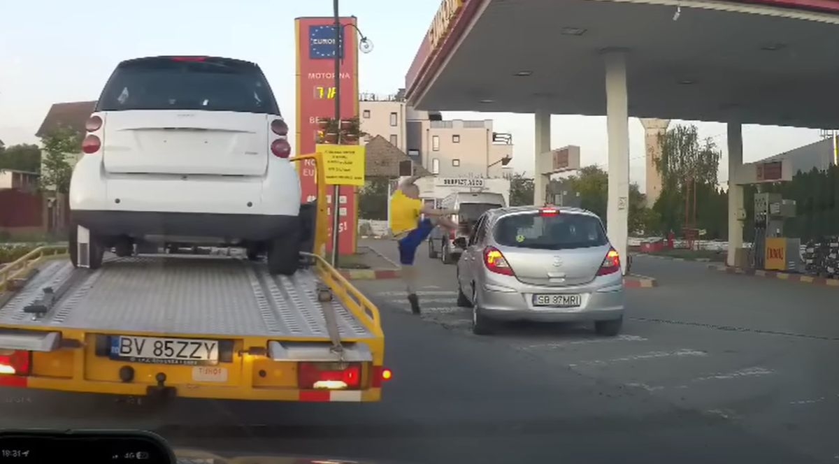 VIDEO Polițistul din trupele speciale care a agresat un șofer a fost reținut