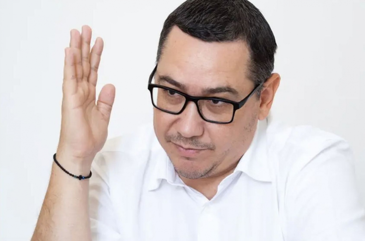 Victor Ponta analizează șansele lui Marcel Ciolacu în turul 2 al alegerilor, afirmând că acesta, alături de Geoană, ar avea o strategie câștigătoare: lipsa unei mașini bine puse la punct, absența unui mecanic priceput și fără un specialist în PR!