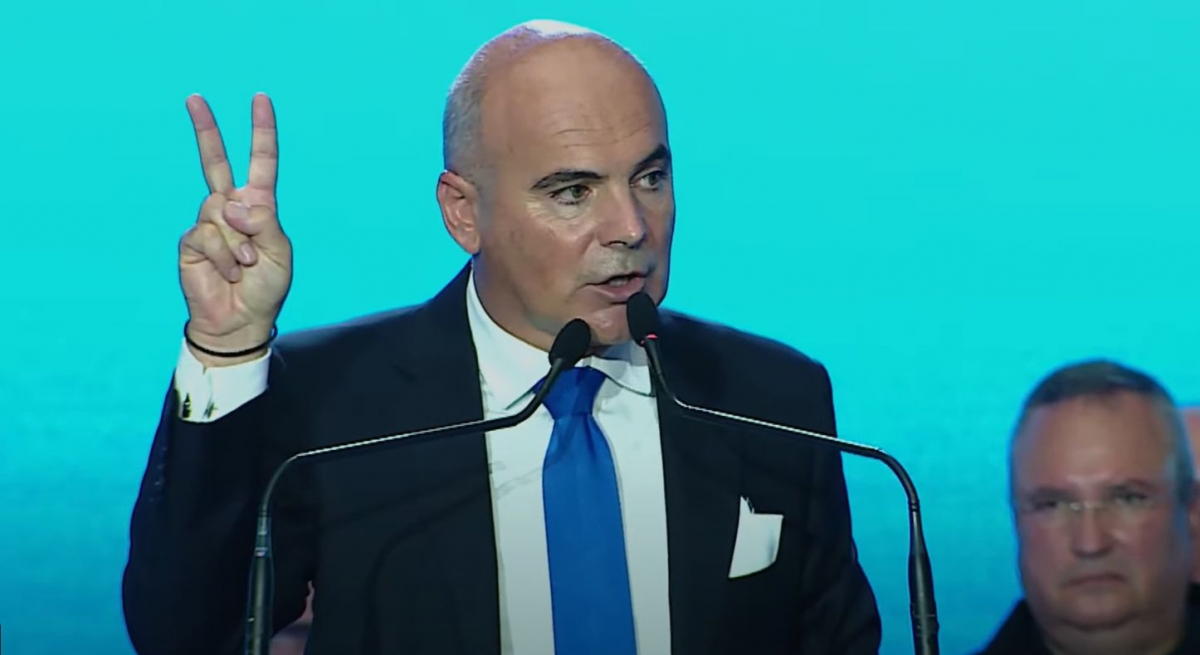 Rareș Bogdan: ‘Dacă obținem două milioane de voturi, ne califlcăm în turul 2 și promit batiste pentru PSD’
