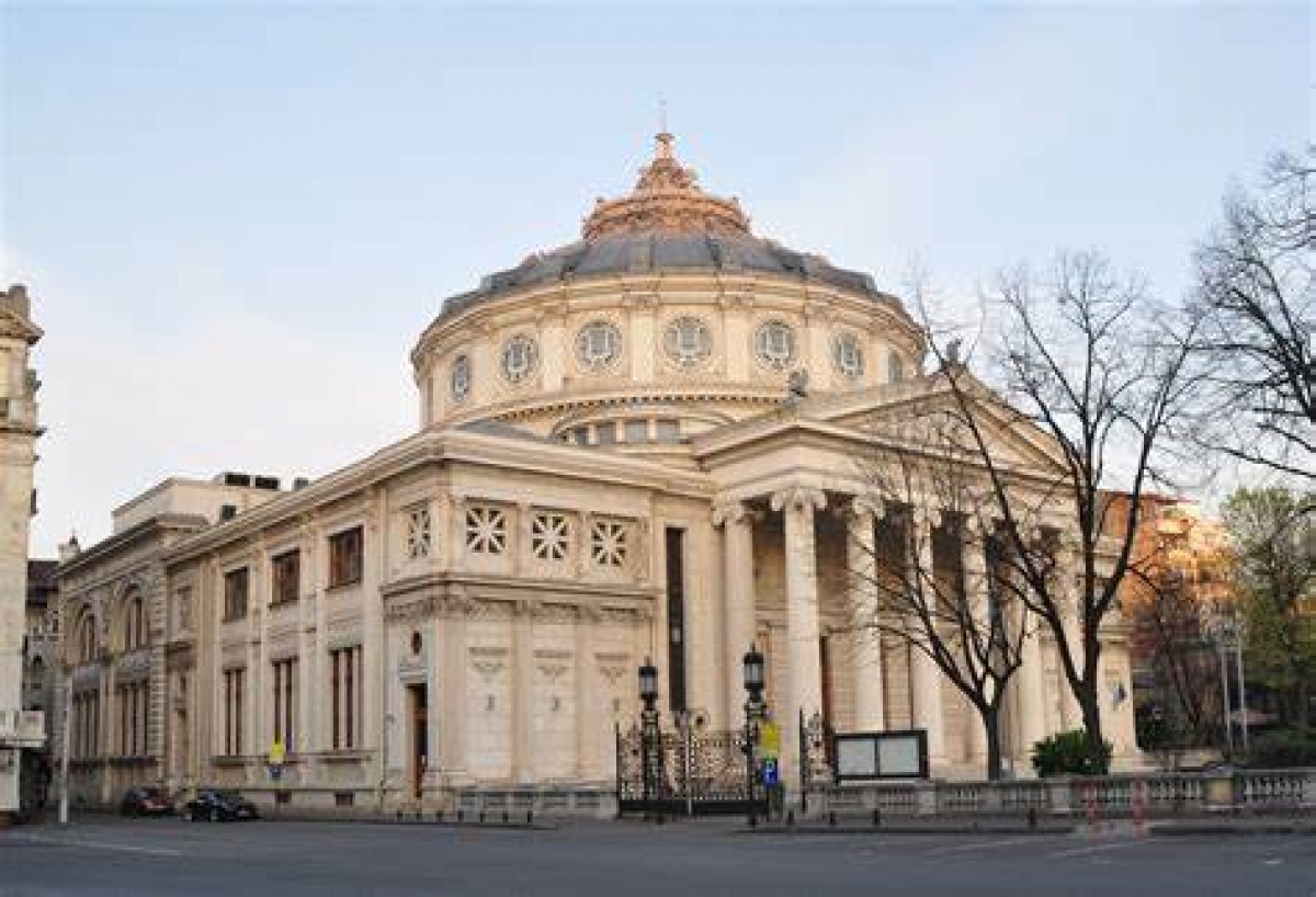 România atrage branduri de lux: un mare jucător își propune să deschidă un magazin aici