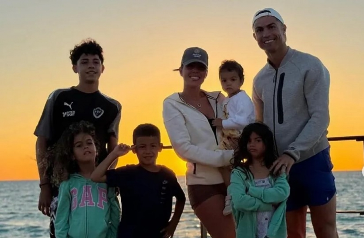O școală renumită refuză copiii lui Cristiano Ronaldo: Iată de ce nu sunt acceptați la instituție