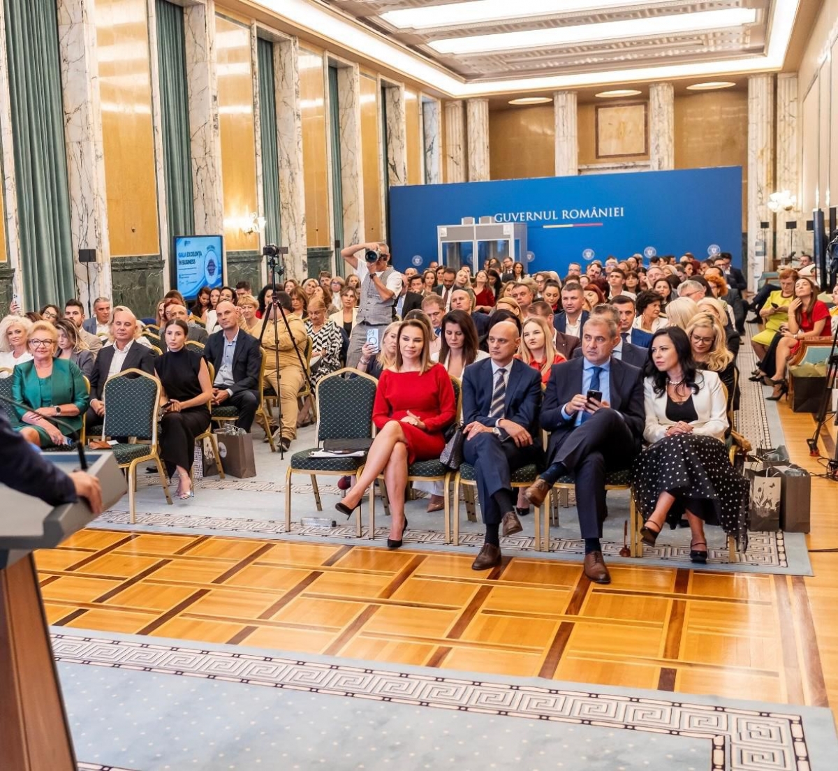 Excelența în business: recunoaștere pentru performanță, inovație și responsabilitate socială