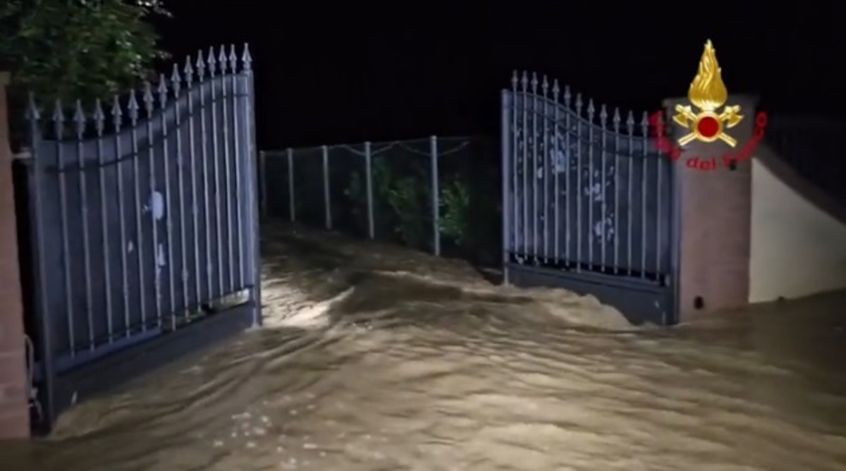 Inundații devastatoare în Italia: doi turiști internaționali, un bebeluș de cinci luni și bunica acestuia au dispărut
