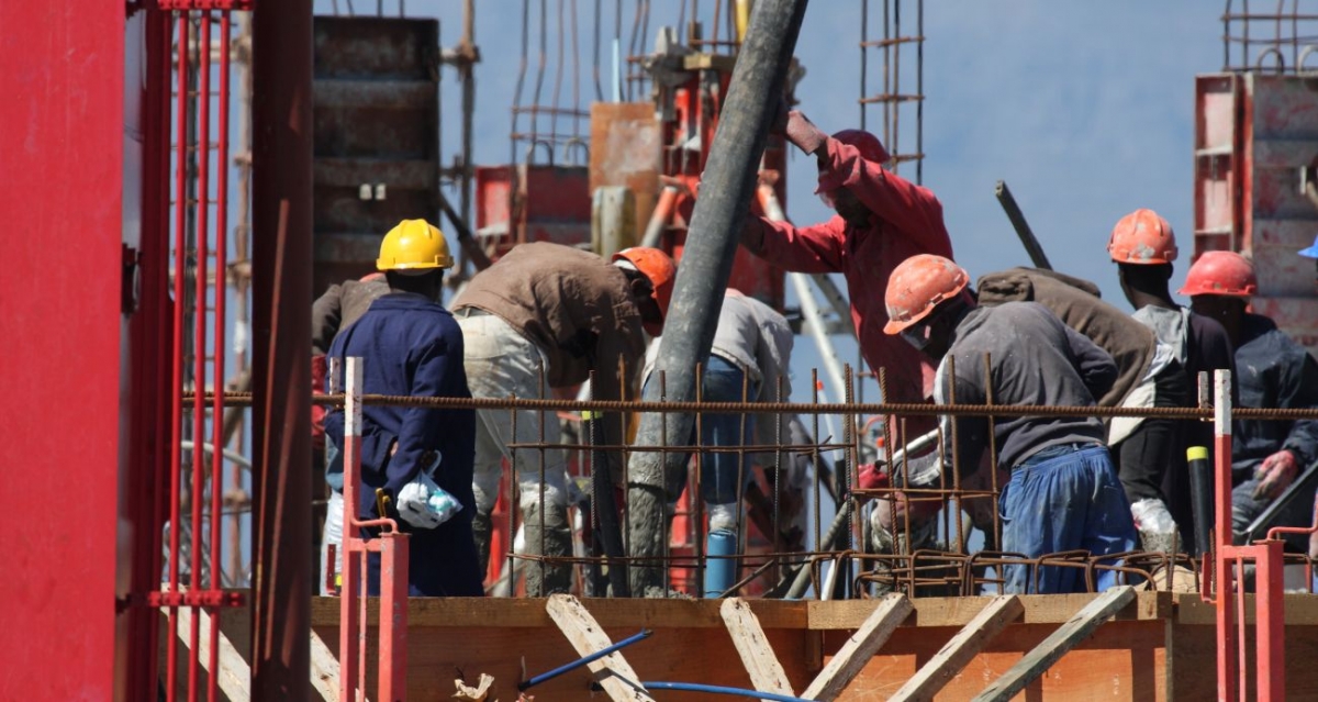 A crescut numărul autorizaţiilor de construire pentru clădiri rezidenţiale (INS)