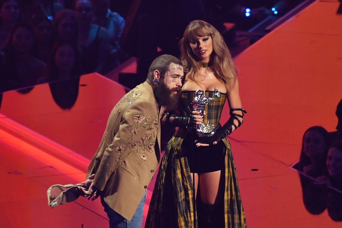 Taylor Swift sprijină o bancă britanică de alimente cu o donație surpriză